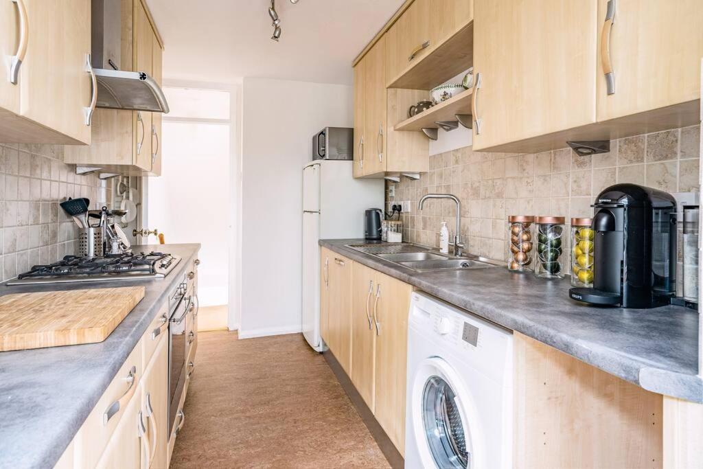 Stunning 4 Bedroom House In Central Bath Luaran gambar
